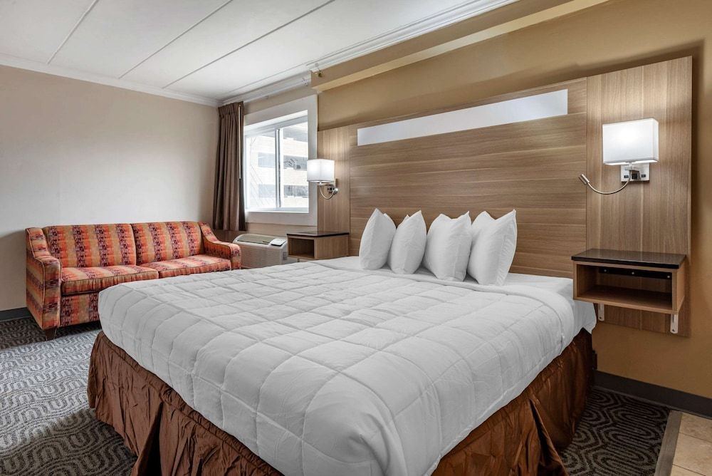 undefined Rodeway Inn Oceanview 5