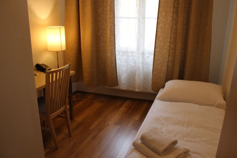 undefined Gallery Hotel SIS 10