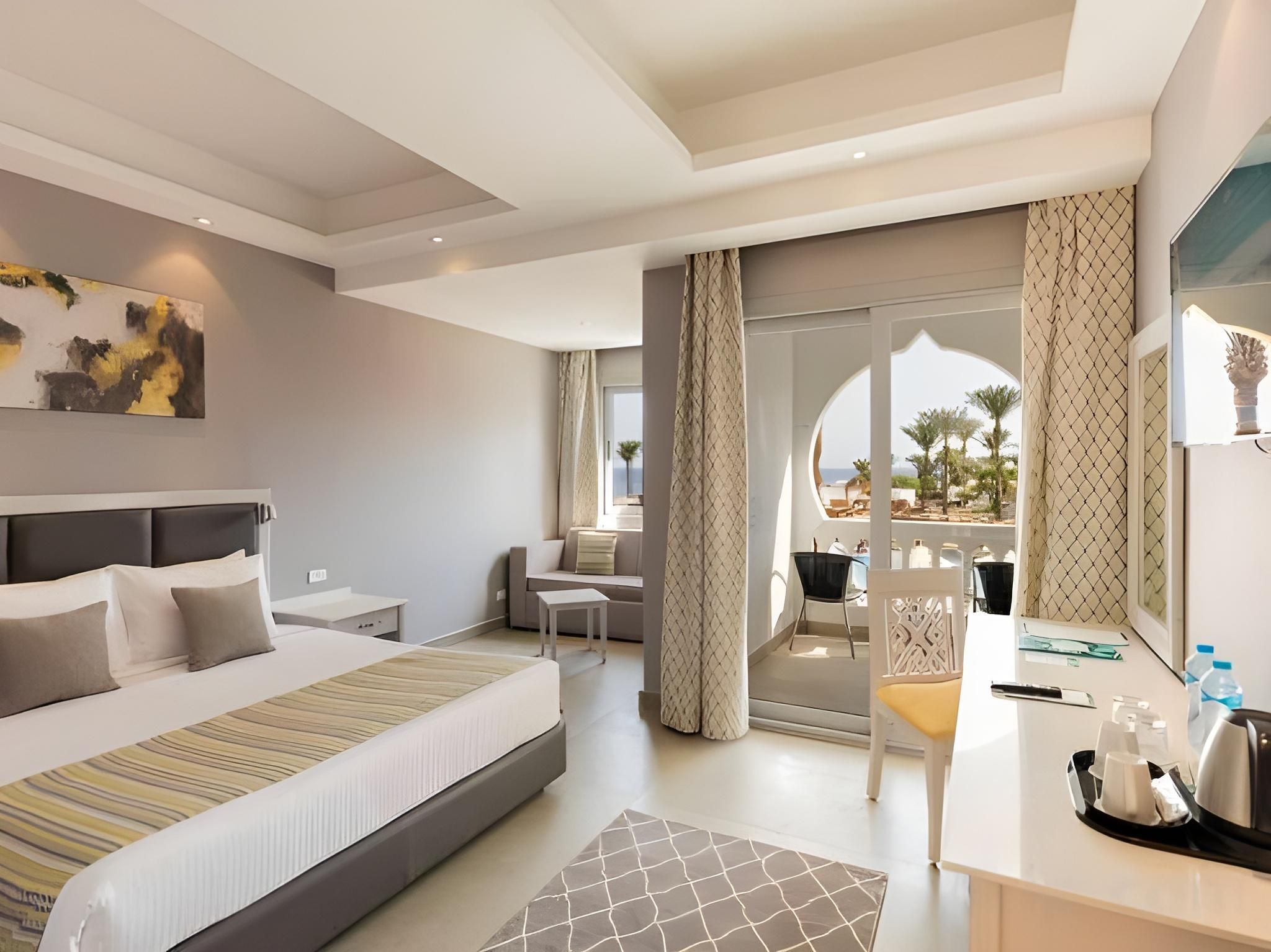 undefined SUNRISE Diamond Beach Resort 5