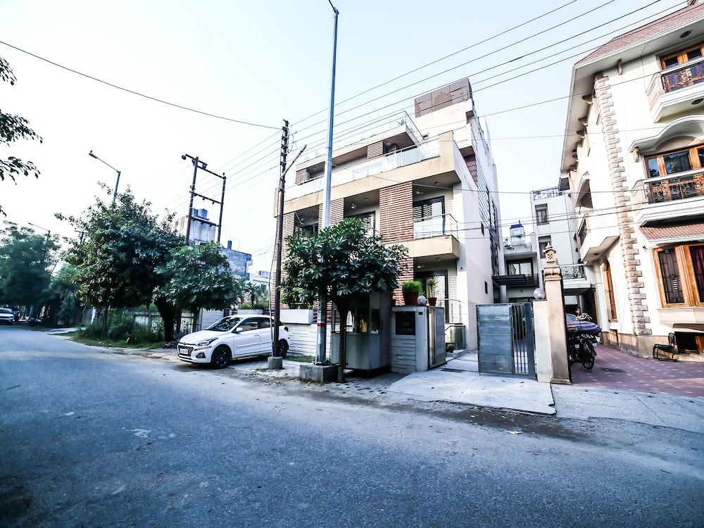 undefined Capital O 928 Villa@43 2