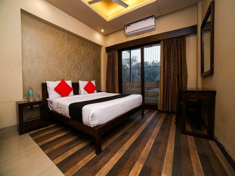 undefined Capital O 928 Villa@43 8