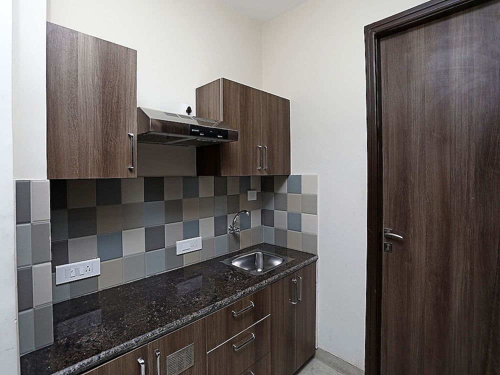 Capital O 3831 Jade Inn Double or Twin Room 2