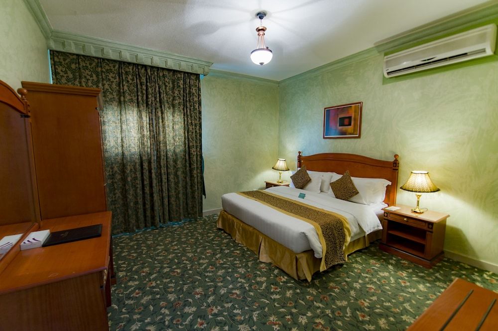 undefined Boudl Khurais 8