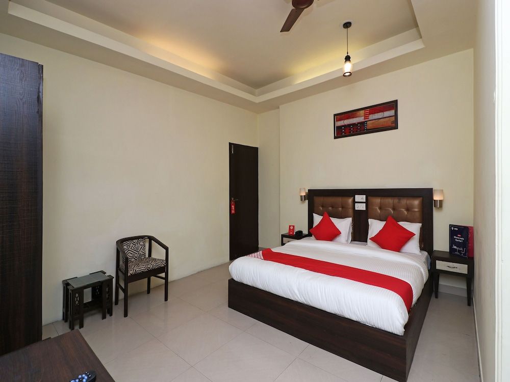 OYO 389 Hotel Applee Inn Double or Twin Room 12