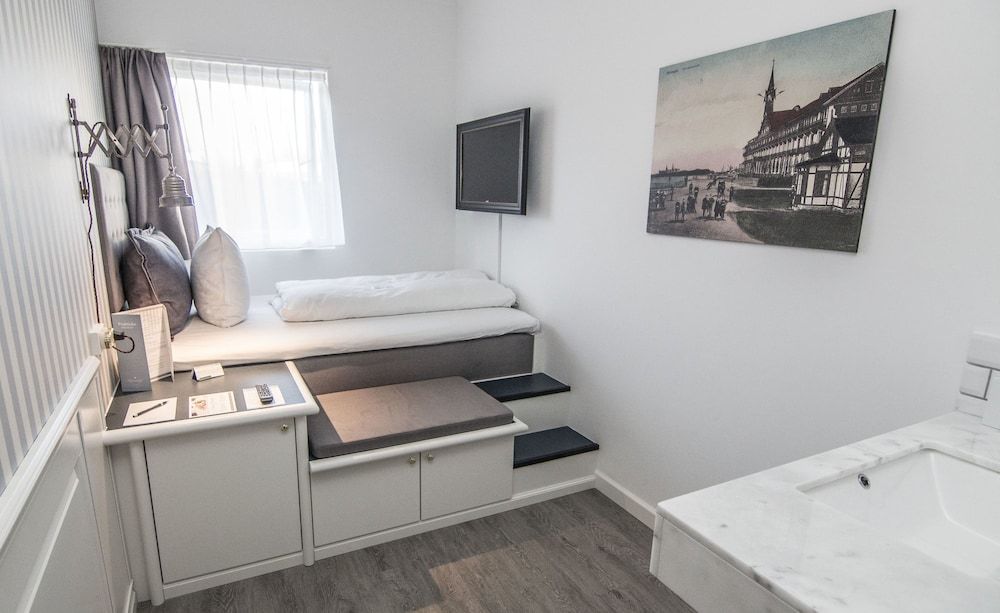 Marienlyst Strandhotel Single Room (Without Spa Access)