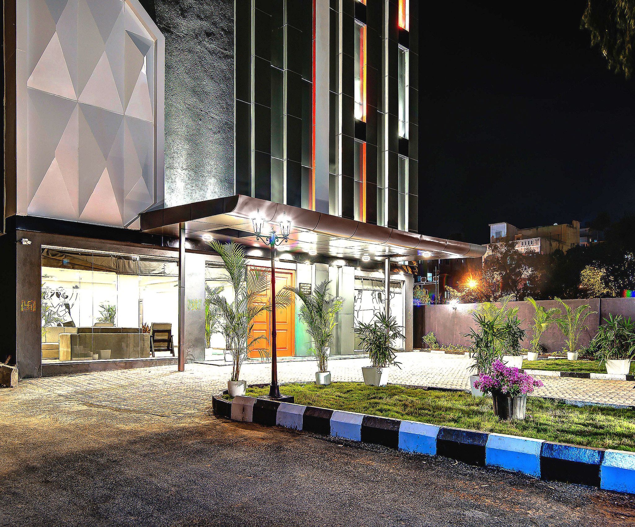 undefined OYO Townhouse 071 Brookfield 6