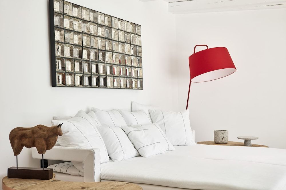 undefined Royal Myconian 2