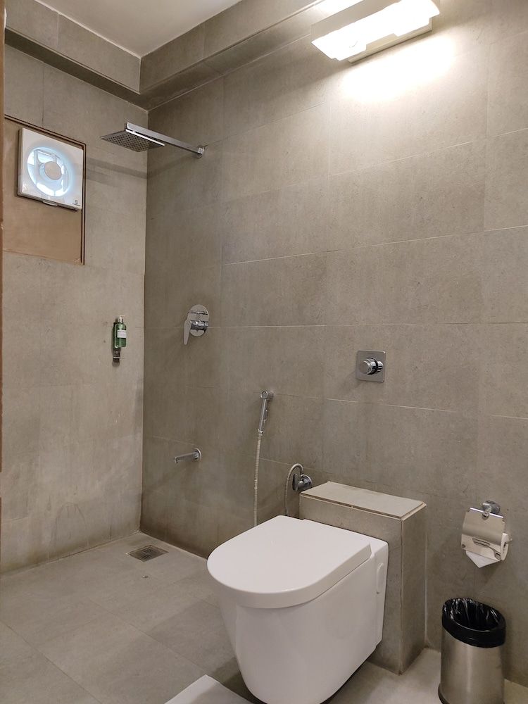 Kanak Beacon Hotel - Ashram Road Ahmedabad Deluxe Room 11