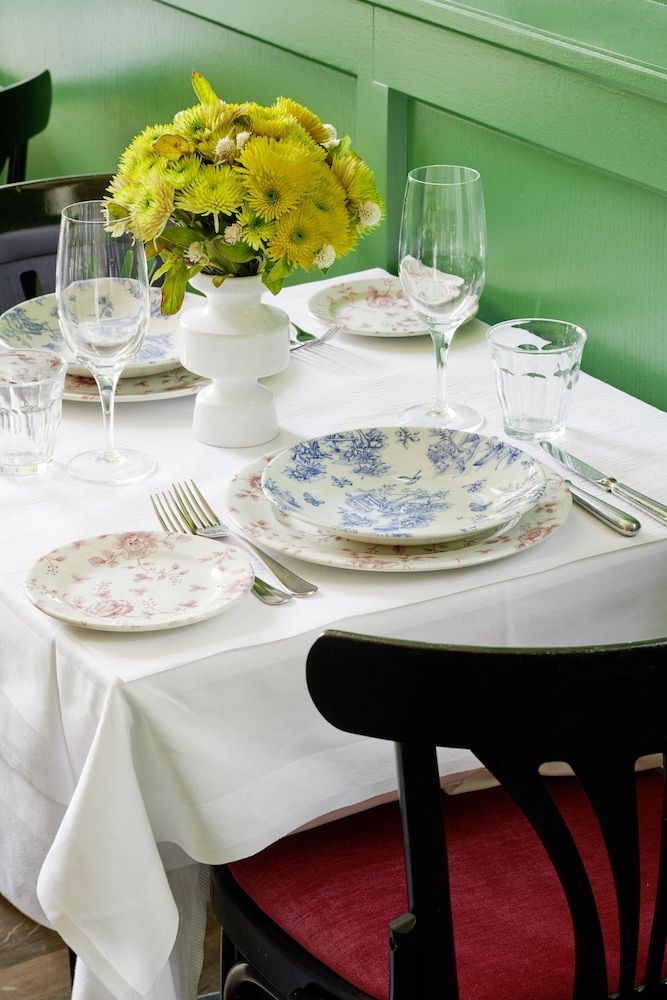 undefined Design Hotel Plattenhof 9