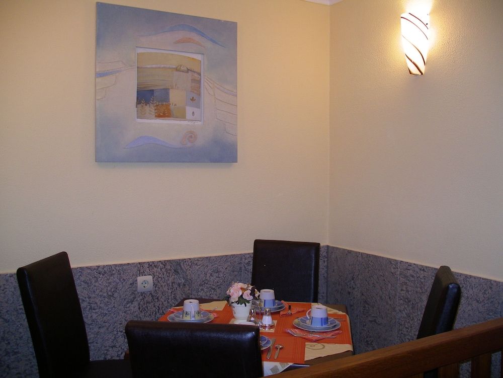 undefined Hotel Elbe 9