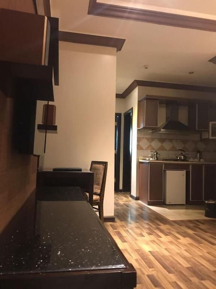 Boudl Al Masif Suite, 2 Bedrooms (With 1 Bathroom) 5