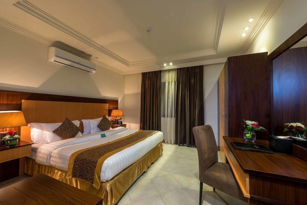 Boudl Rass Junior Suite