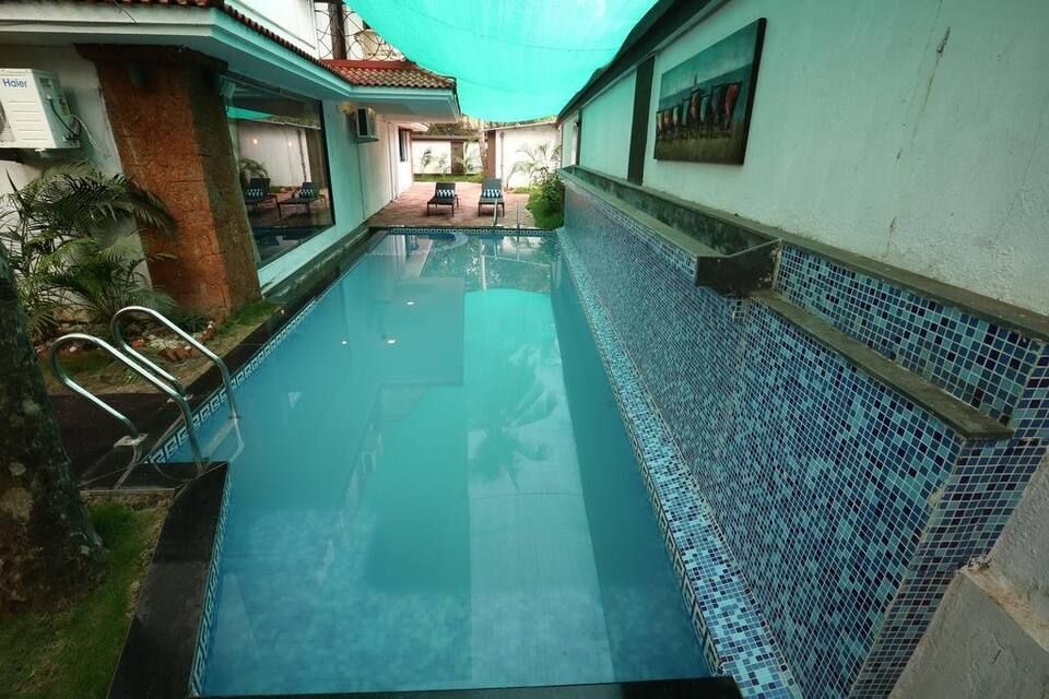 undefined Hotel Karon Premium 4