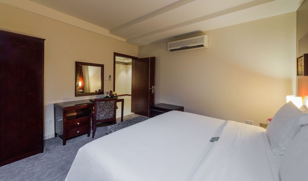 undefined Boudl Al Shatea 8