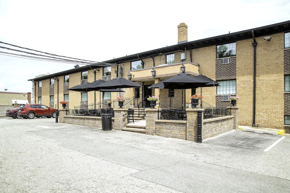 undefined Holland Hotel Free Parking Jersey City 4