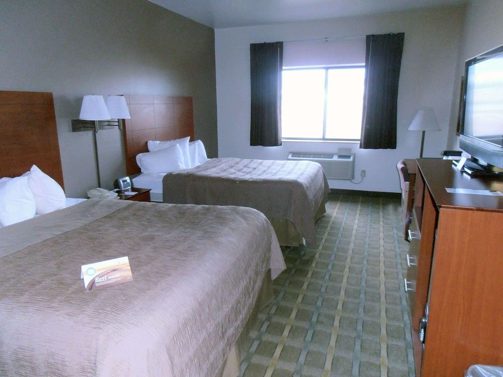 Standard Room, 2 Queen Beds, Smoking