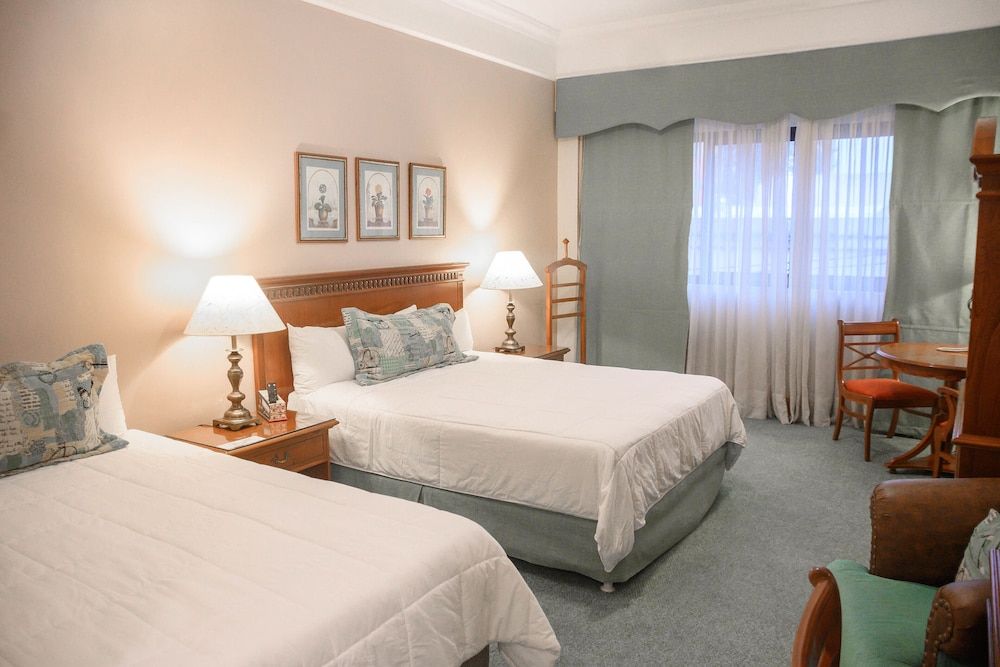 Granados Park Hotel Standard King 6