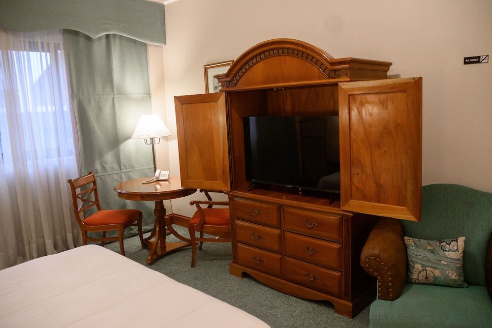 Granados Park Hotel Standard King 13