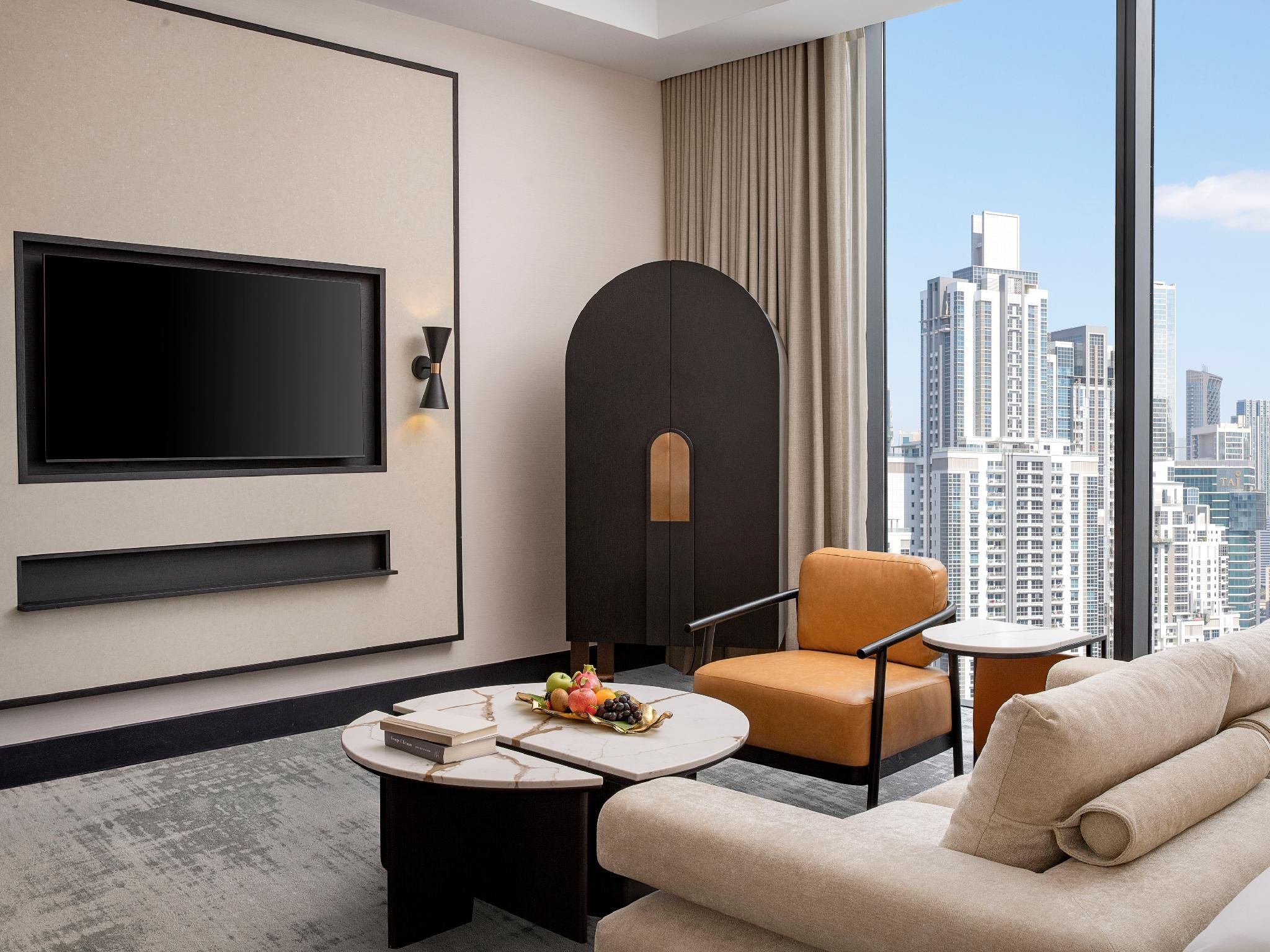 Luxury City View Room Balcony