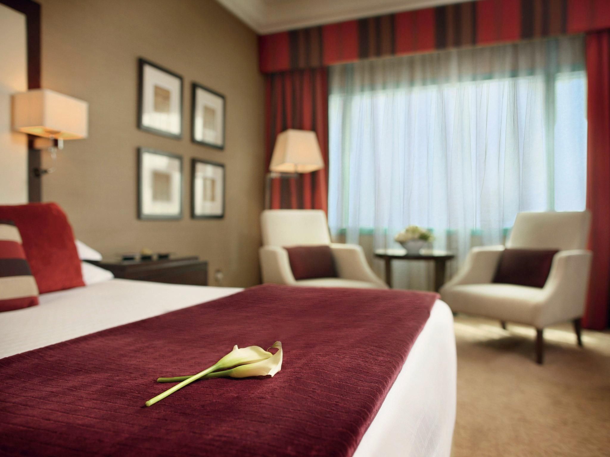 undefined Mövenpick Grand Al Bustan Dubai 7