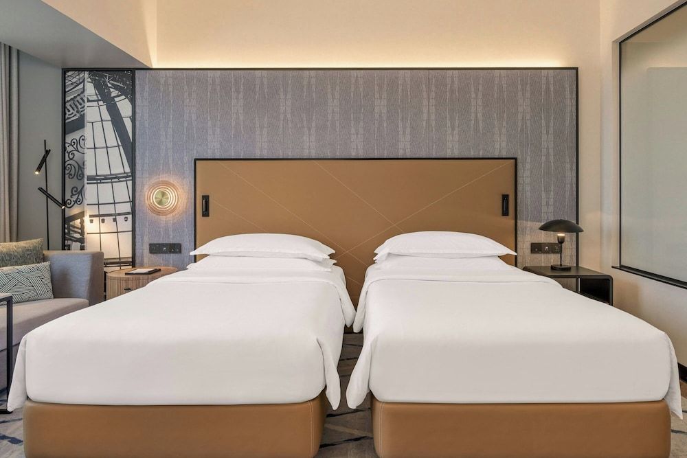 Suite, 3 Bedrooms