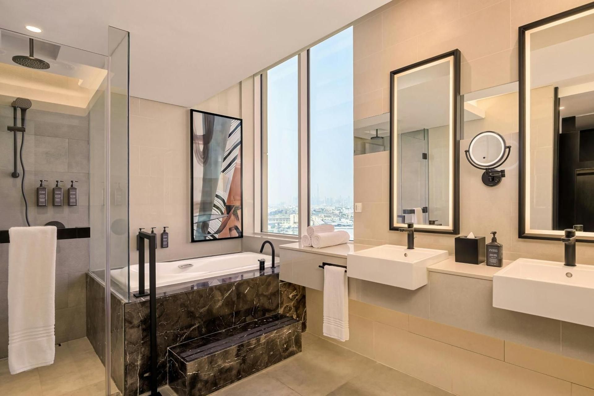 undefined Sheraton Mall of the Emirates Hotel, Dubai 9