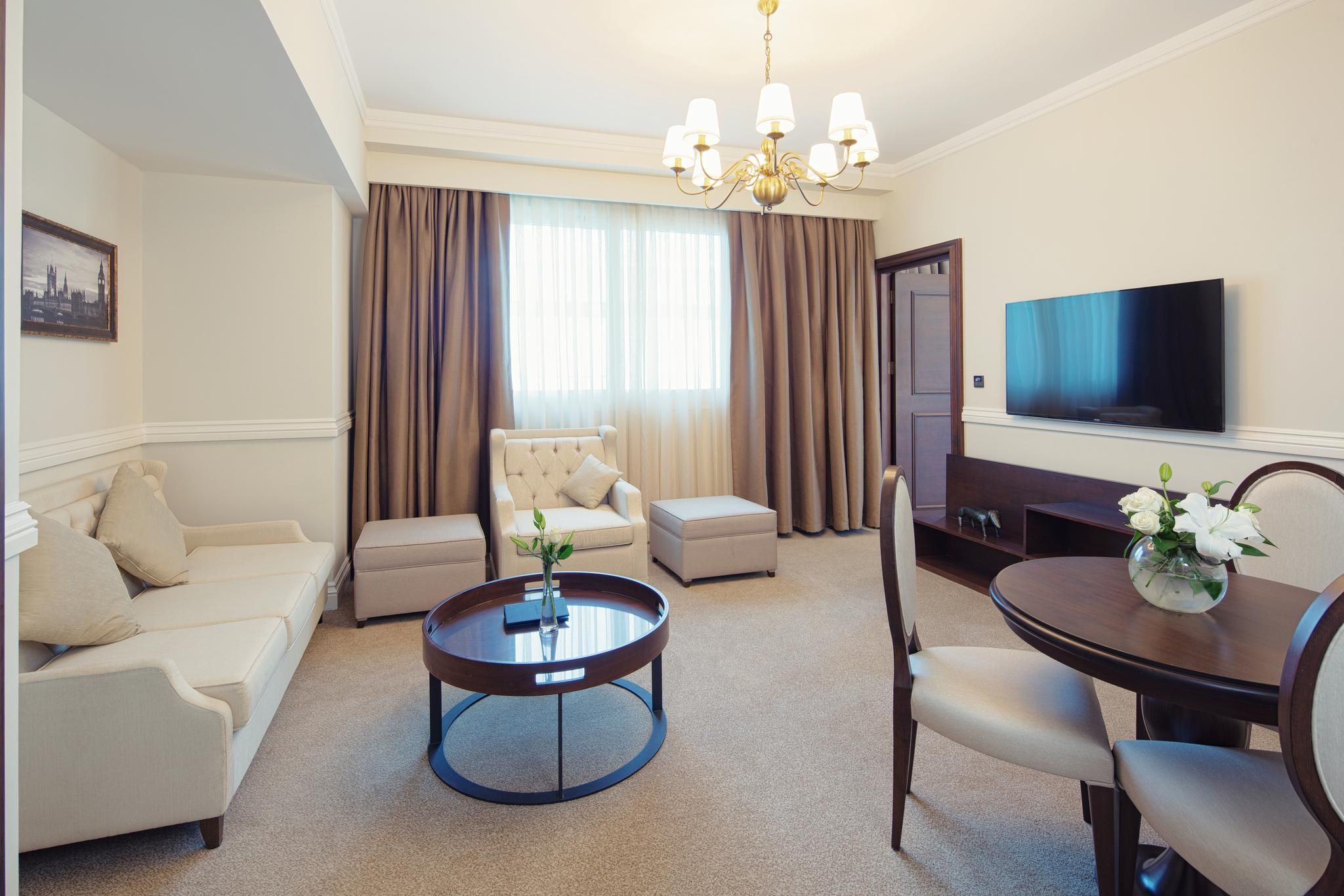 Premium Suite with Executive Lounge Access