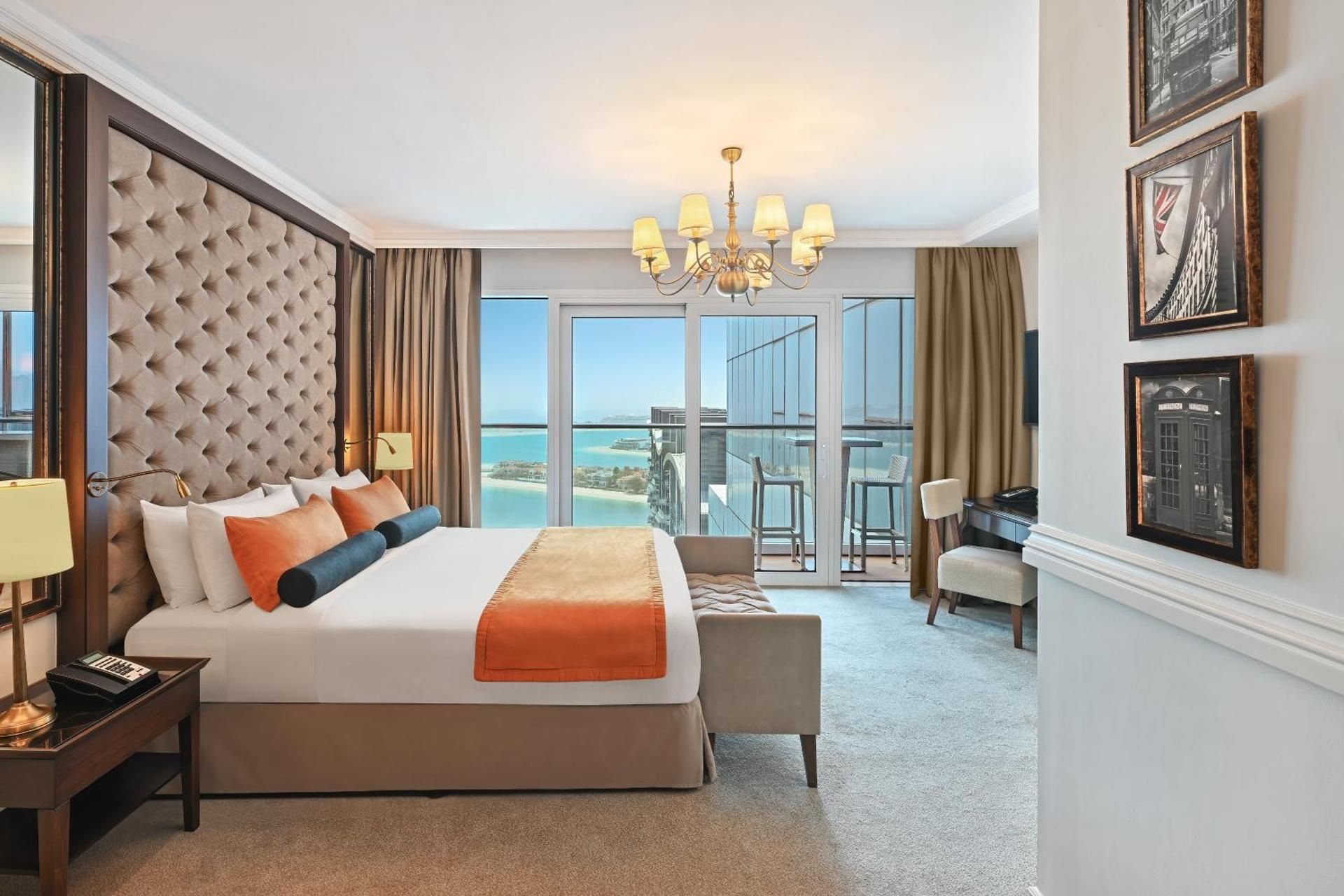 Premium One Bedroom Apartment with Executive Lounge Access