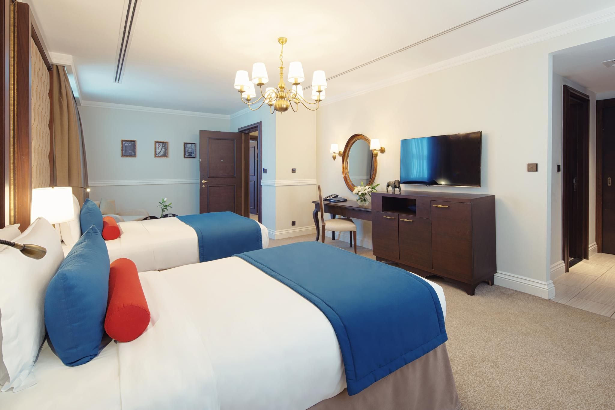 Premium Suite with Executive Lounge Access