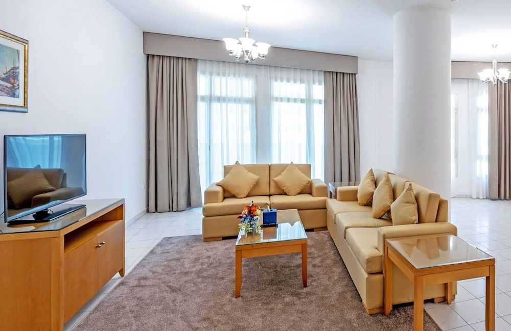 Swissôtel Al Murooj Dubai