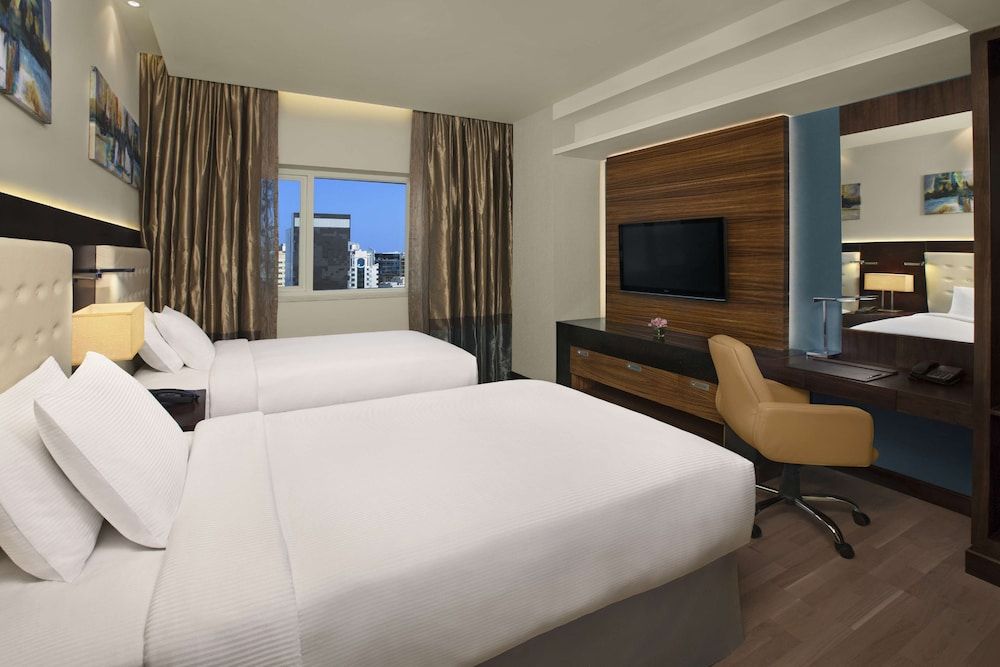 undefined DoubleTree by Hilton Hotel & Residences Dubai Al Barsha 8