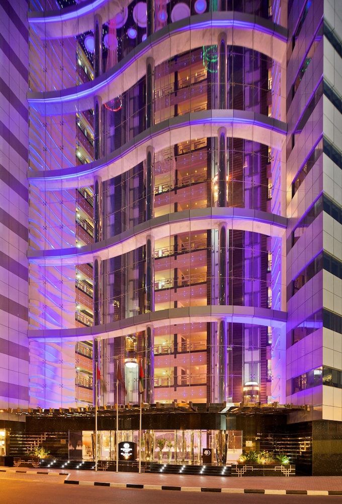 undefined DoubleTree by Hilton Hotel & Residences Dubai Al Barsha 4