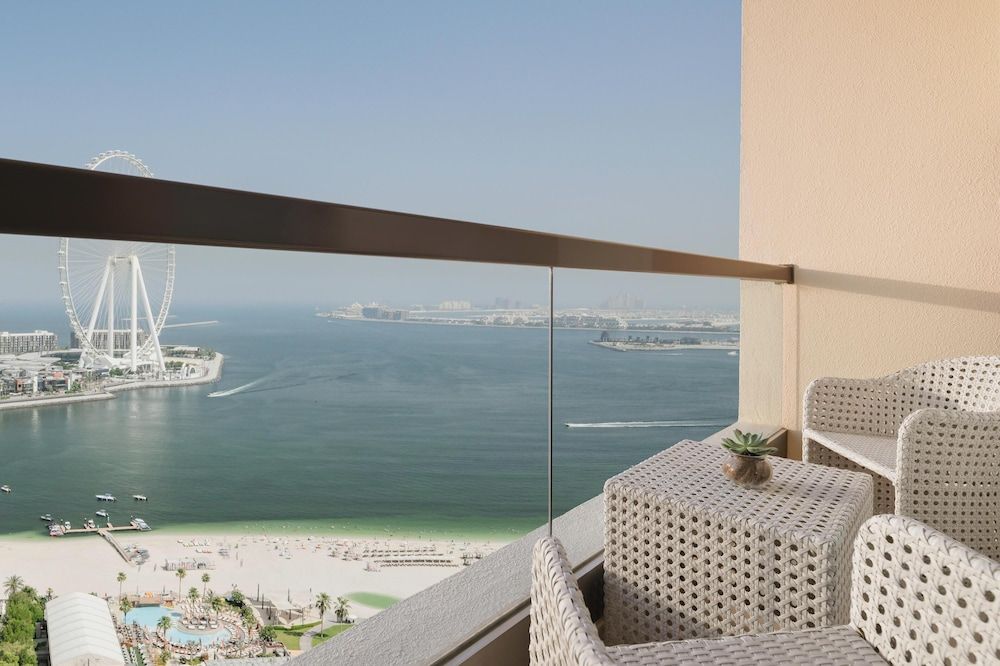 JA Ocean View Hotel, Jumeirah Beach Dubai Sea View Room with Balcony 5