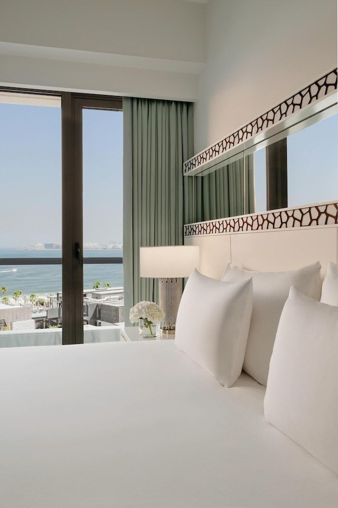 JA Ocean View Hotel, Jumeirah Beach Dubai Sea View Room with Balcony 4