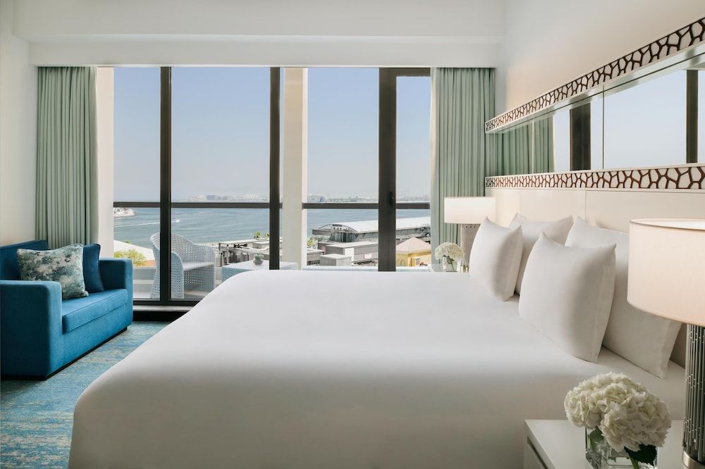 JA Ocean View Hotel, Jumeirah Beach Dubai Sea View Room with Balcony 2