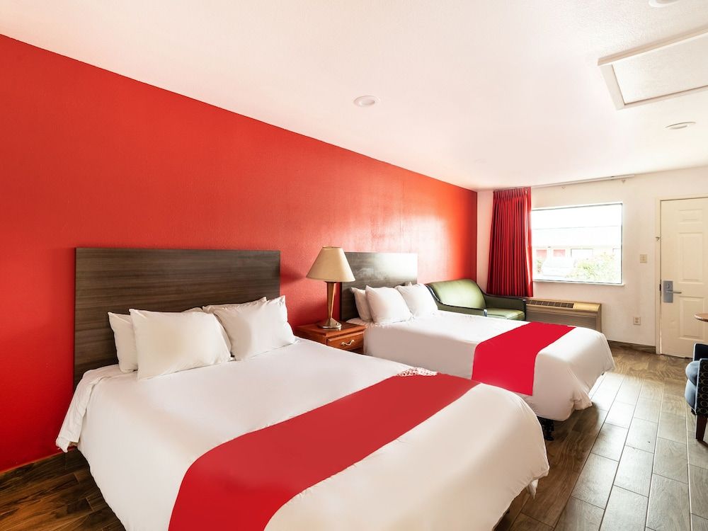 Room, 2 Queen Beds