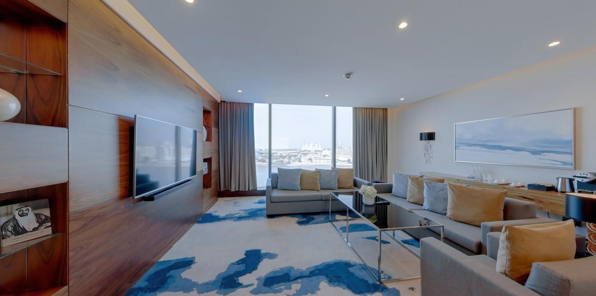 One Bedroom Suite View King