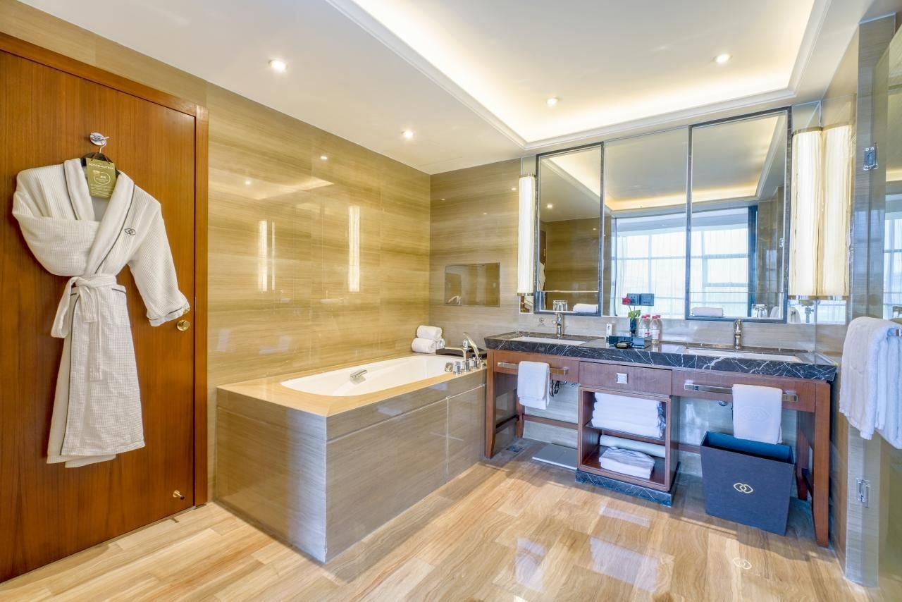 Prestige Suite, 1 King Bed