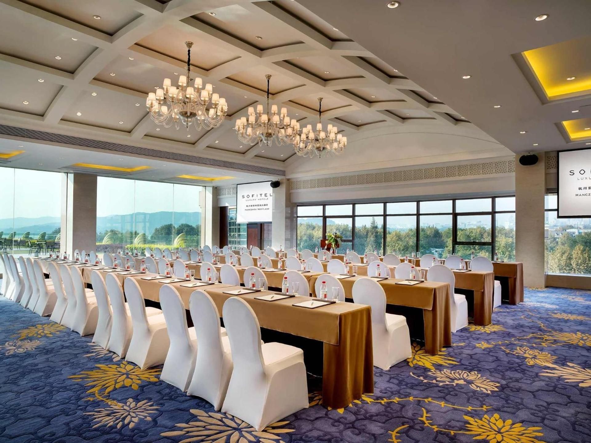meeting room / ballrooms