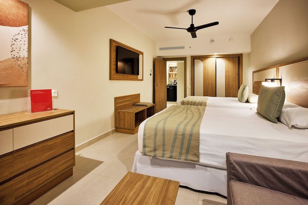 Family Room, 2 Bedrooms, Ocean View (B2C-CA)
