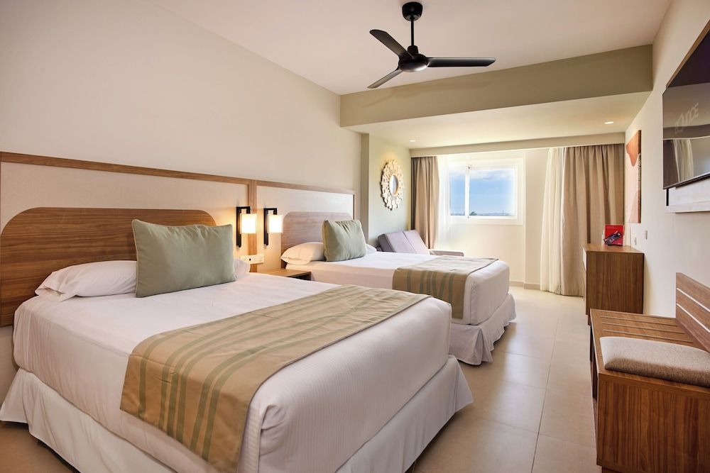 Family Room, 2 Bedrooms, Ocean View (B2C-CA)