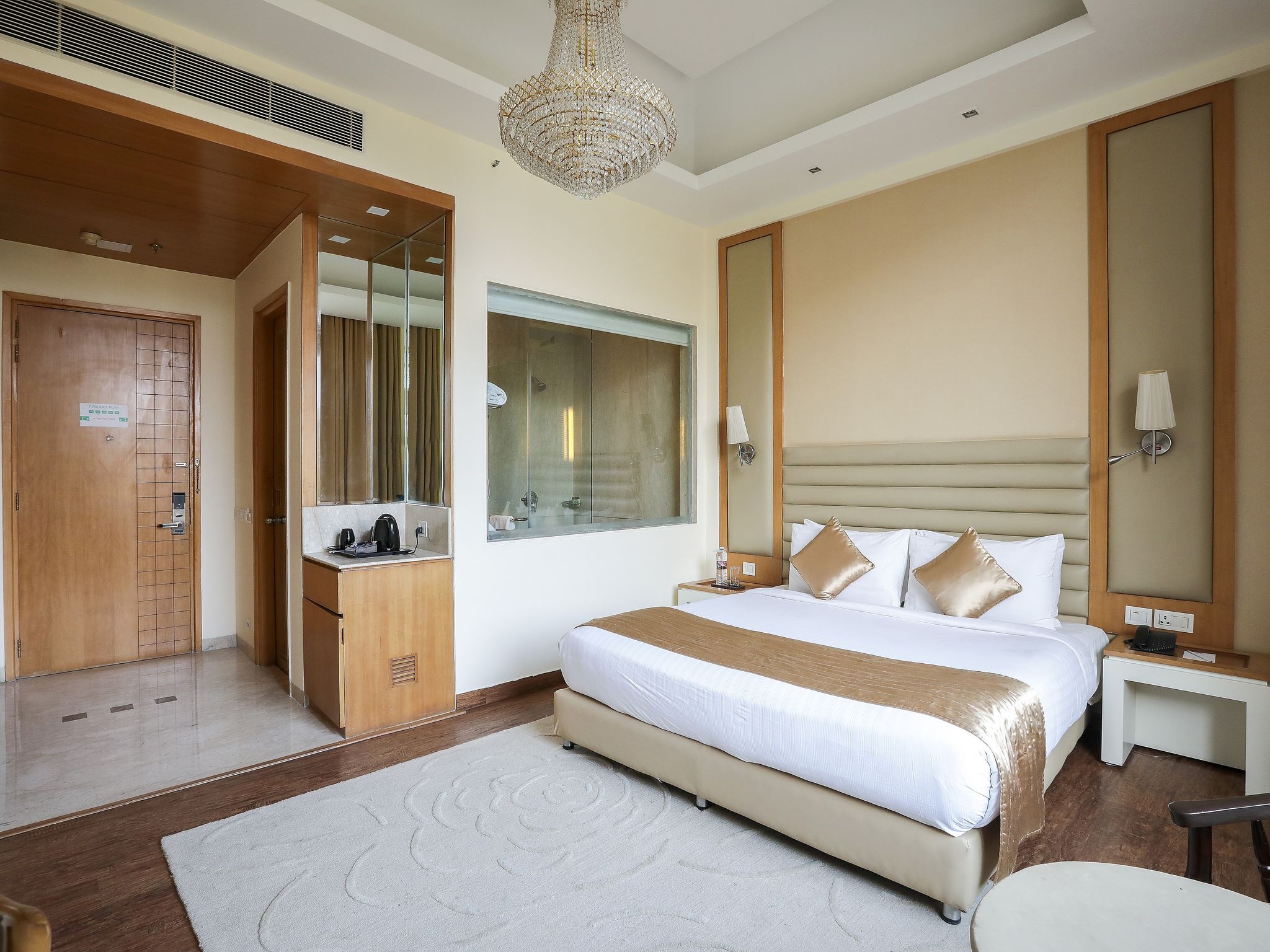 Opulent by Udman Hotels and Resorts Deluxe Room 2