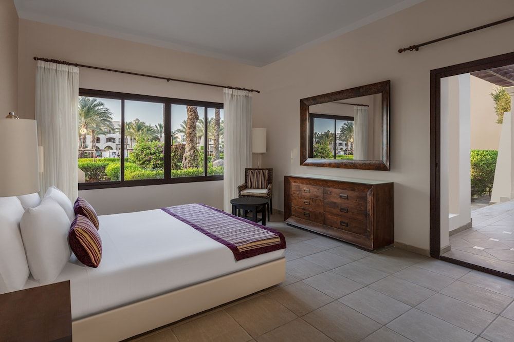 JAZ Neo Saraya Palms Suite, 3 Bedrooms 3