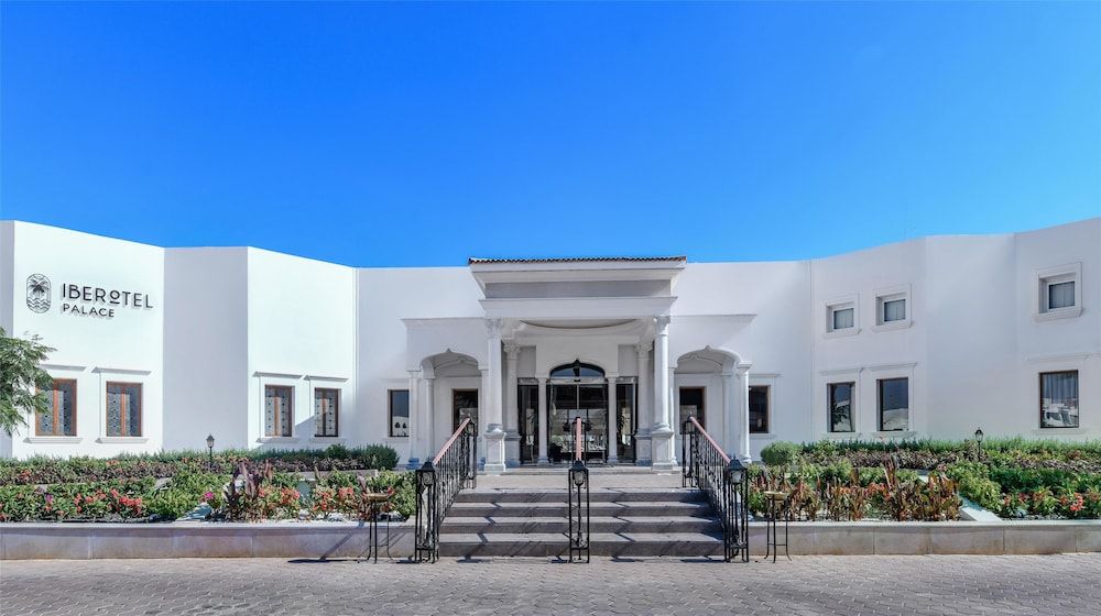 undefined JAZ Elite Palace – Adults Friendly 16 Years Plus 2