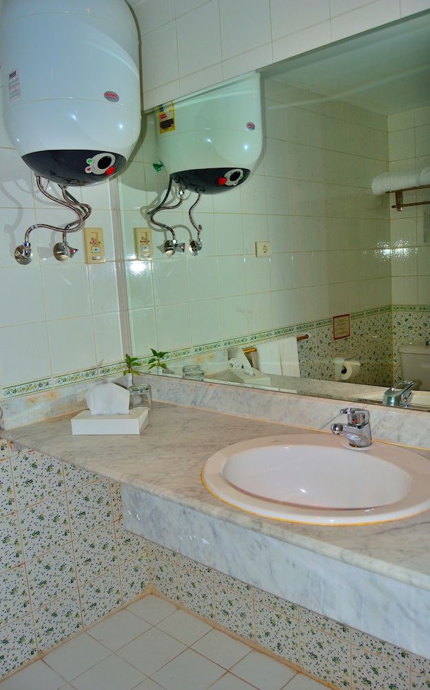 JAZ Neo Naama Bay Family Double Room, 1 Queen Bed, Garden View 11