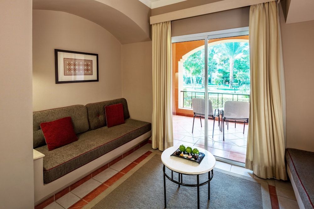 JAZ Makadi Oasis Resort Family Double Room, Garden View 5