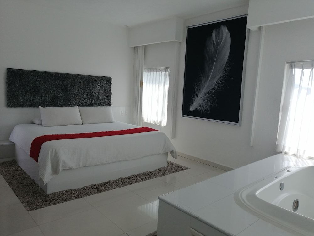 Suite, 1 King Bed, Non Smoking