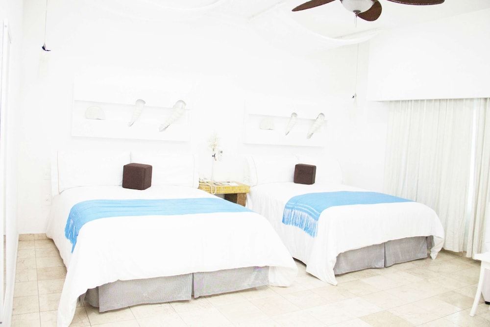 Standard Room, 2 Double Beds, Non Smoking