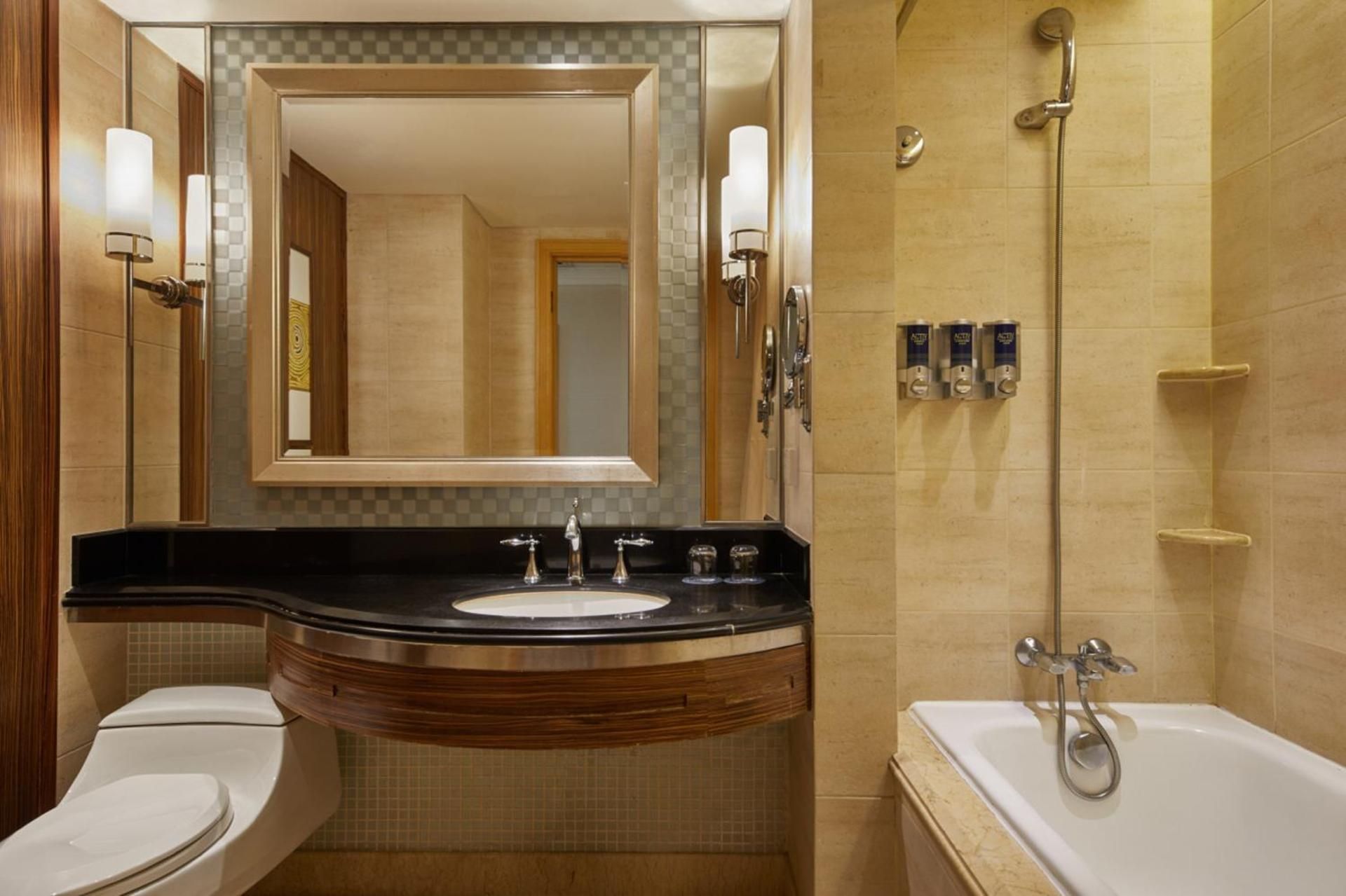 Superior Room, Guest room, King or Twin/Single Bed(s)