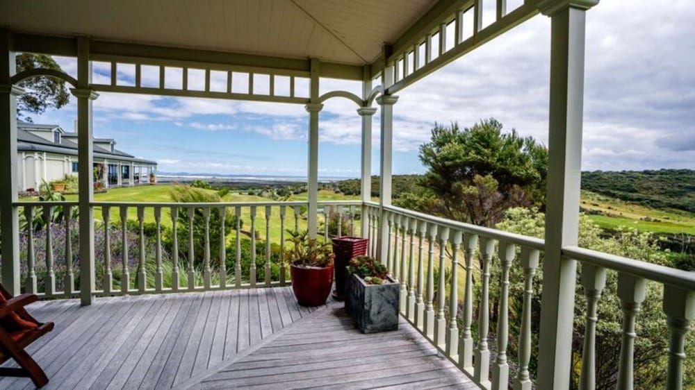 Carrington Estate Superior Room, Resort View 11